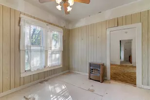 1104 E Umlang St, Thorndale, TX 76577 - Photo 17