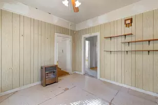 1104 E Umlang St, Thorndale, TX 76577 - Photo 19