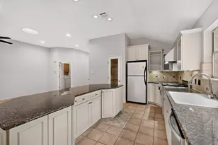 7441 Dallas Dr, Austin, TX 78729 - Photo 19