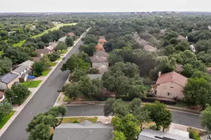7441 Dallas Dr, Austin, TX 78729 - Photo 37