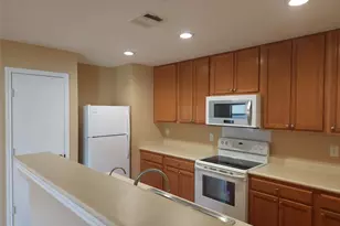 273 Tower Dr, Kyle, TX 78640 - Photo 5