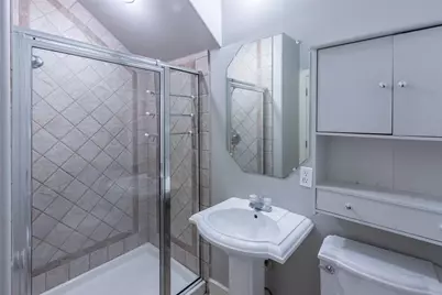 306 E 34th Street #A, Austin, TX 78705 - Photo 5