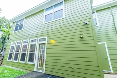 306 E 34th Street #A, Austin, TX 78705 - Photo 23