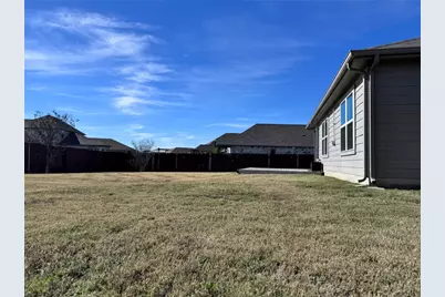 300 Colthorpe Lane, Hutto, TX 78634 - Photo 37