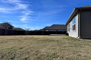 300 Colthorpe Ln, Hutto, TX 78634 - Photo 37