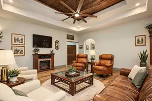 308 Buckhorn Dr, Point Venture, TX 78645 - Photo 5