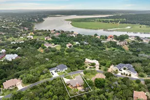 207 Cove Creek Dr, Spicewood, TX 78669 - Photo 7