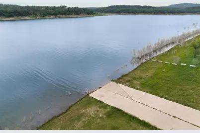 207 Cove Creek Drive, Spicewood, TX 78669 - Photo 37