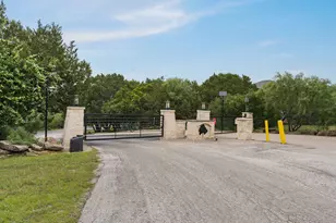 207 Cove Creek Dr, Spicewood, TX 78669 - Photo 31