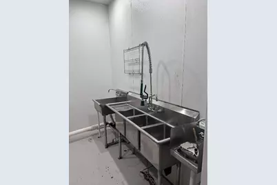 115 W 2nd Street, Taylor, TX 76574 - Photo 19