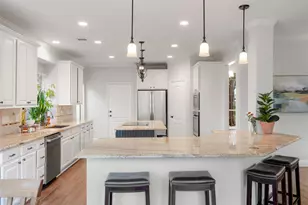 10019 Estancia Ln, Austin, TX 78739 - Photo 19