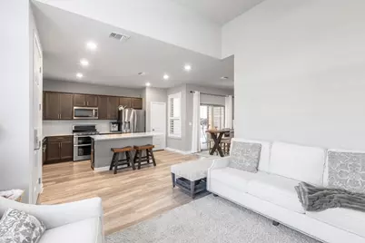 7801 Frida Bend, Austin, TX 78744 - Photo 9