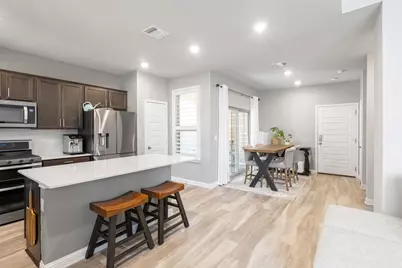 7801 Frida Bend, Austin, TX 78744 - Photo 5