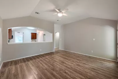 9305 Pioneer Forest Drive, Austin, TX 78744 - Photo 9