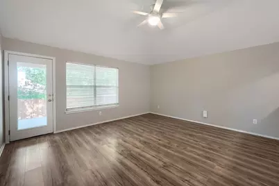 9305 Pioneer Forest Drive, Austin, TX 78744 - Photo 7