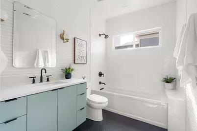 905 E 2nd Street, Austin, TX 78702 - Photo 19