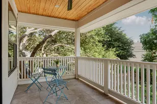 905 E 2nd St, Austin, TX 78702 - Photo 29