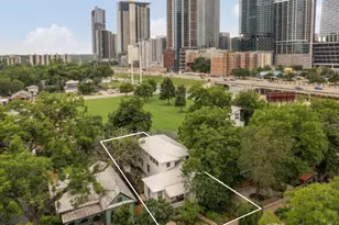 905 E 2nd St, Austin, TX 78702 - Photo 37