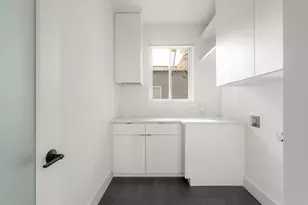 905 E 2nd St, Austin, TX 78702 - Photo 21