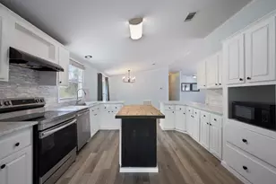 140 Creedmore Dr, Liberty Hill, TX 78642 - Photo 11