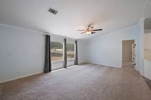 140 Creedmore Dr, Liberty Hill, TX 78642 - Photo 5