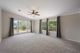 140 Creedmore Dr, Liberty Hill, TX 78642 - Photo 15