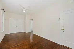 2810 Pearl St, Austin, TX 78705 - Photo 11