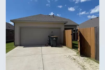 110 Dedina Drive, Georgetown, TX 78626 - Photo 27