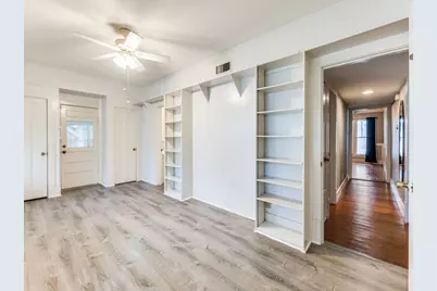 423 S Main Street, Lockhart, TX 78644 - Photo 11