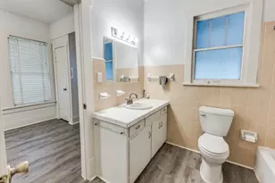 423 S Main St, Lockhart, TX 78644 - Photo 15