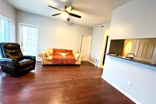 3001 Cedar St, Austin, TX 78705 - Photo 3
