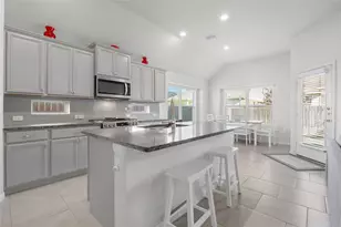 606 Linares Ln, Austin, TX 78748 - Photo 11
