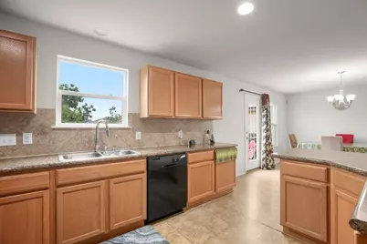 11104 Helms Deep Drive, Austin, TX 78754 - Photo 7