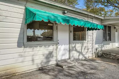 702 W St John's Avenue #B, Austin, TX 78752 - Photo 3