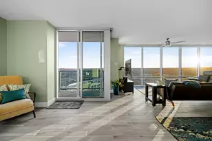 300 Bowie St, Austin, TX 78703 - Photo 17