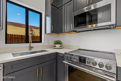 302 W Oak Avenue #5, Flagstaff, AZ 86001 - Photo 13