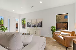 302 W Oak Ave, Flagstaff, AZ 86001 - Photo 17