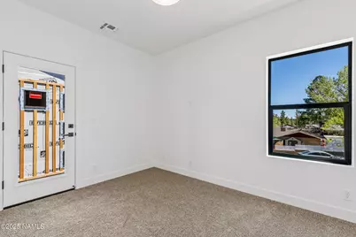 302 W Oak Avenue #3, Flagstaff, AZ 86001 - Photo 9