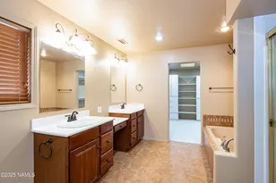 8285 Caballo Way, Flagstaff, AZ 86004 - Photo 29