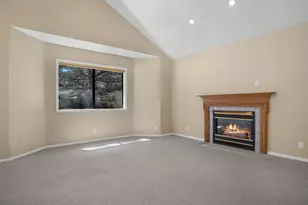 3792 E Ramble Wood Dr, Flagstaff, AZ 86004 - Photo 9