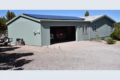 26360 W Solano Drive, Seligman, AZ 86337 - Photo 5