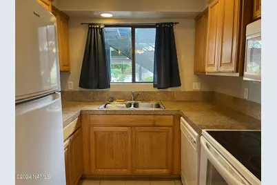 3200 S Litzler Drive #8, Flagstaff, AZ 86005 - Photo 7