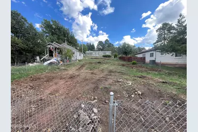 215 W Hancock Avenue, Williams, AZ 86046 - Photo 9