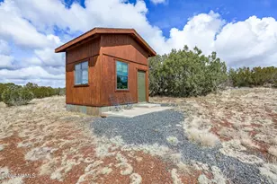 1590 W Foothills Dr, Ash Fork, AZ 86320 - Photo 45