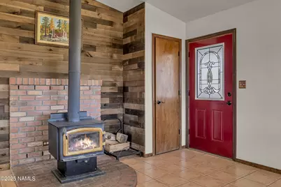 12355 Comstock Drive, Flagstaff, AZ 86004 - Photo 3