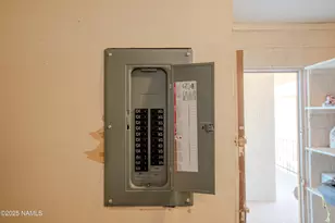 1221 E 3rd St, Winslow, AZ 86047 - Photo 17