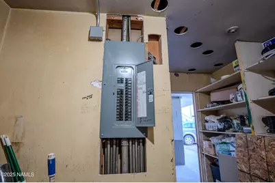 1221 E 3rd Street, Winslow, AZ 86047 - Photo 15