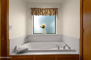 6162 Meadows Ln, Flagstaff, AZ 86004 - Photo 13