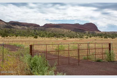 6162 Meadows Lane, Flagstaff, AZ 86004 - Photo 3