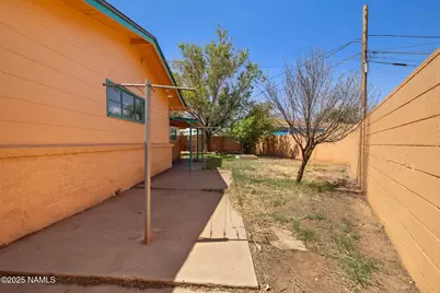 501 N Taylor Avenue, Winslow, AZ 86047 - Photo 35